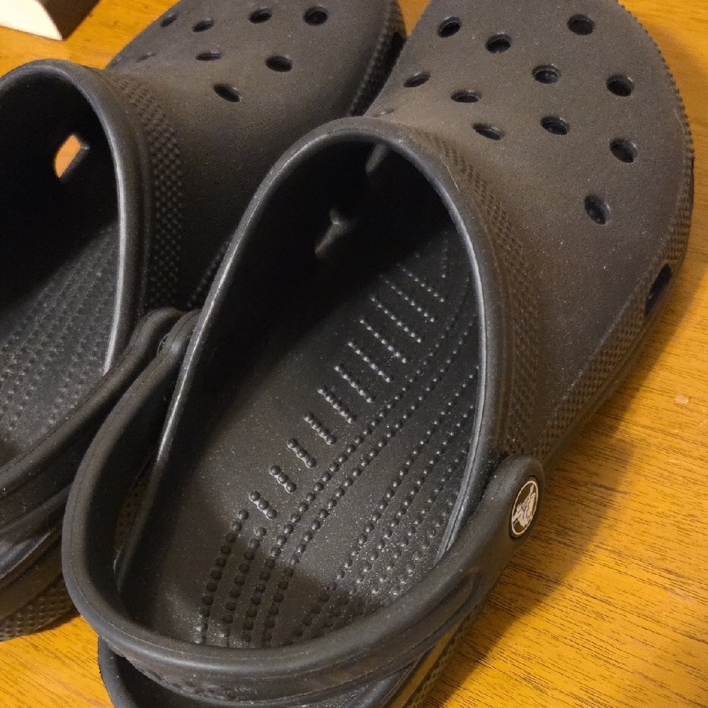 CROCS Basic Black Size 10 Excellent Condition. Wo… - image 3